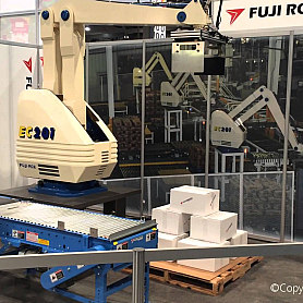 Robot xếp sản phẩm lên pallet